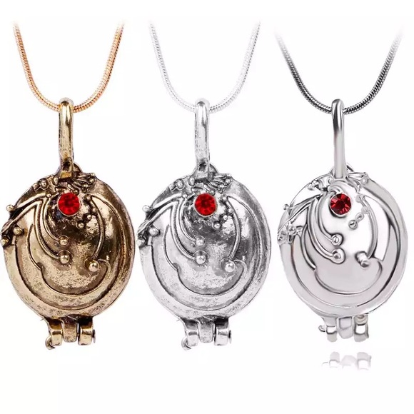 The Vampire Diaries Elena Gilbert Vervain Necklace - Picture 2 of 8